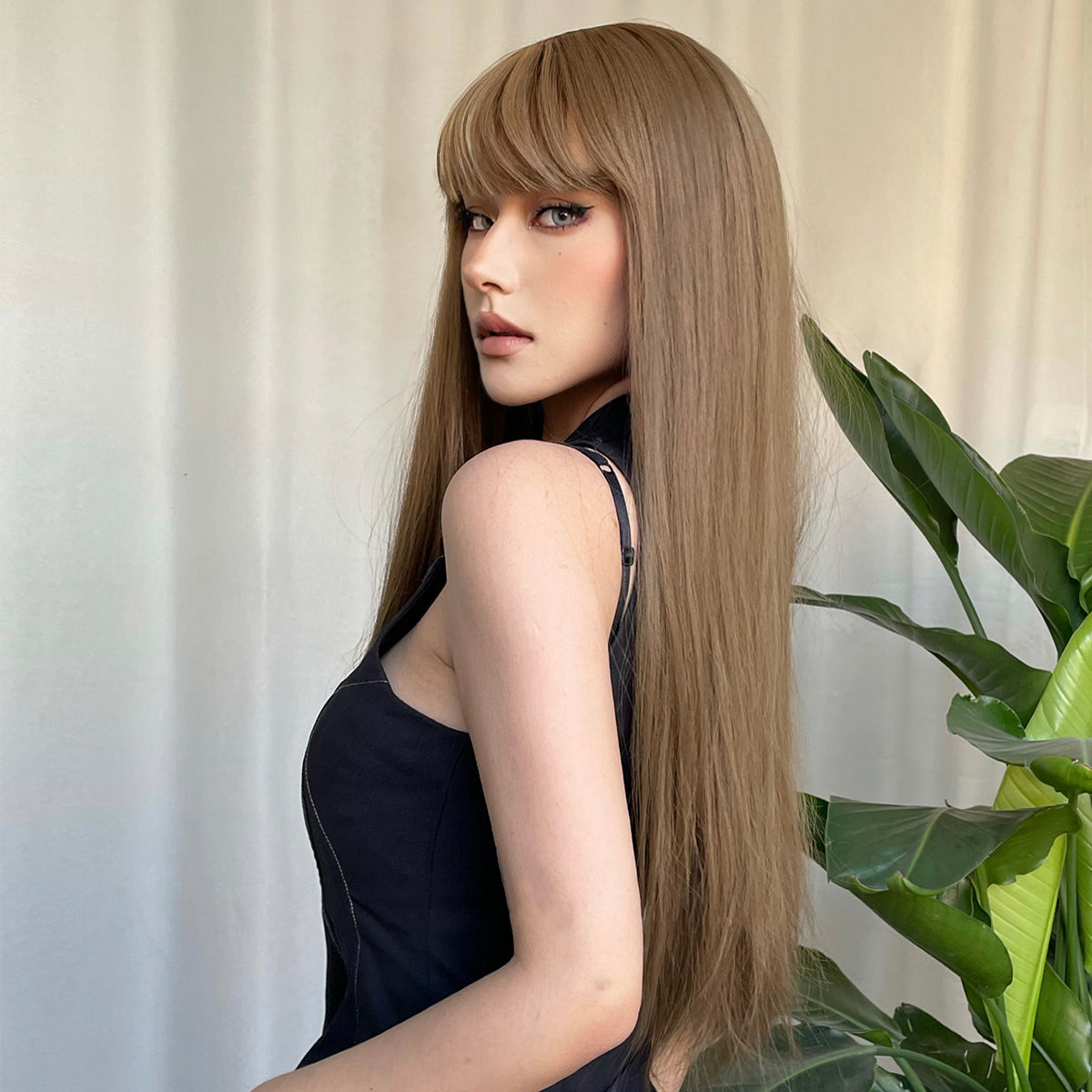 28 Inches Long Straight Brown Blonde Wigs Synthetic Fiber Wigs Women's Wigs Daily Use for Party or Cosplay Photos WL1011-2